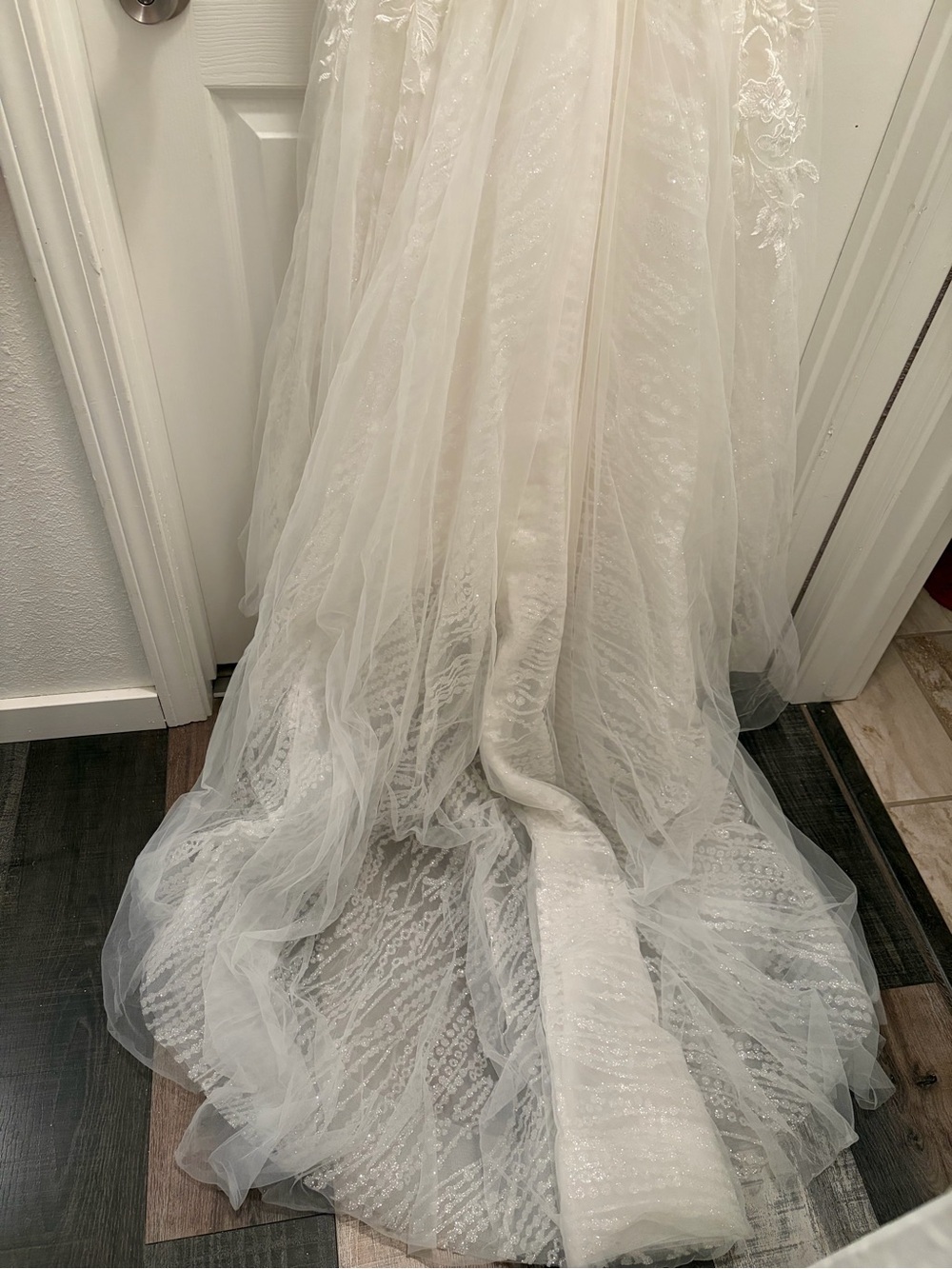 Essence of Australia Wedding Dress Size 10 Mermaid Lace Bridal Gown Train - Picture 7 of 7